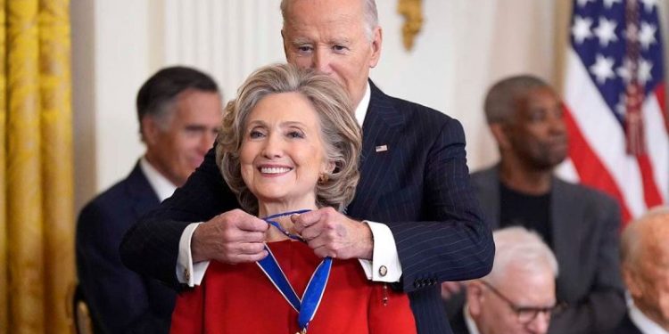 EXCLUSIVE: Unearthed Biden note cards reveal he had bios, photo reminders on Hillary Clinton, Schumer