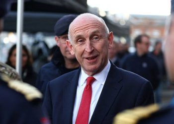 UK ready to send troops, jets, ships if Trump clinches Ukraine ceasefire, defense chief says