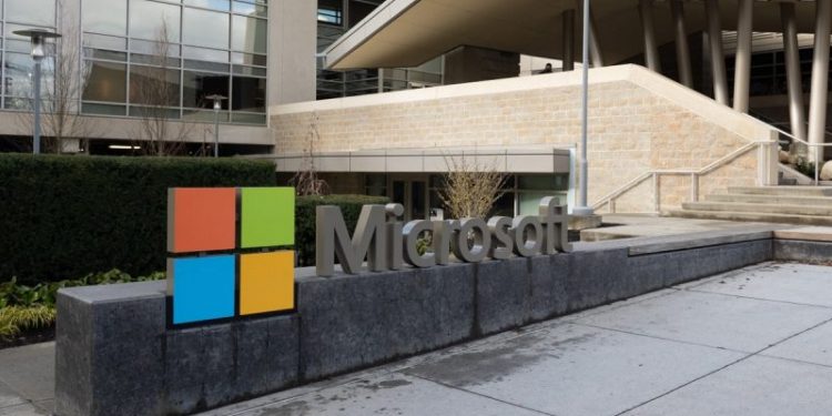 Warren-led inquiry draws new details on Trump ballroom donations from major corporations