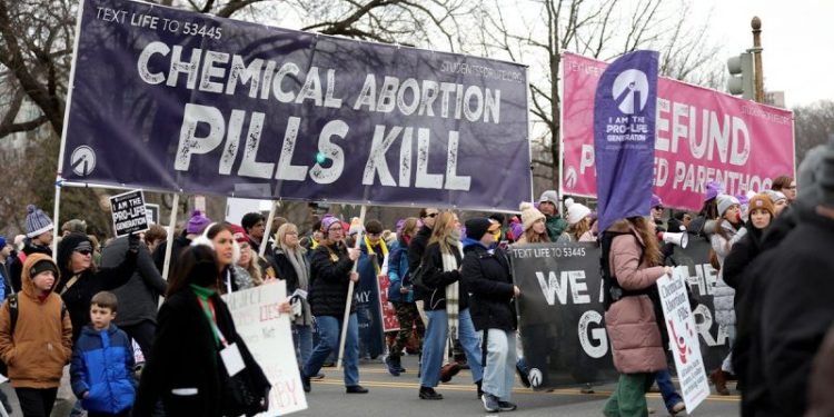 Pro-life organization calls on HHS and FDA to suspend abortion pill approval, tighten safety rules