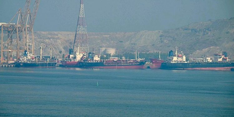Iran seizes oil tankers, threatens ‘massacre’ in Strait of Hormuz, hours before US talks