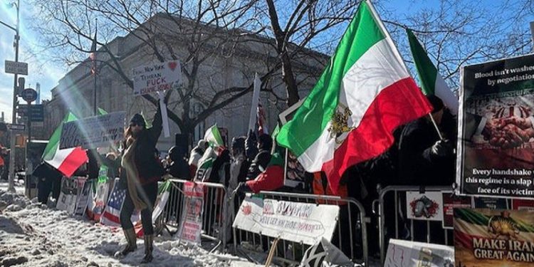 Hundreds rally outside Iranian UN ambassador’s Fifth Avenue residence calling for regime change