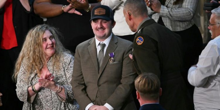 Trump awards Purple Hearts to National Guard members ambushed in Washington, DC: ‘We love you all’